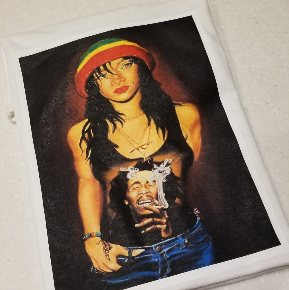 Brand New " Rihanna / Bob Marley"  tee😍😍